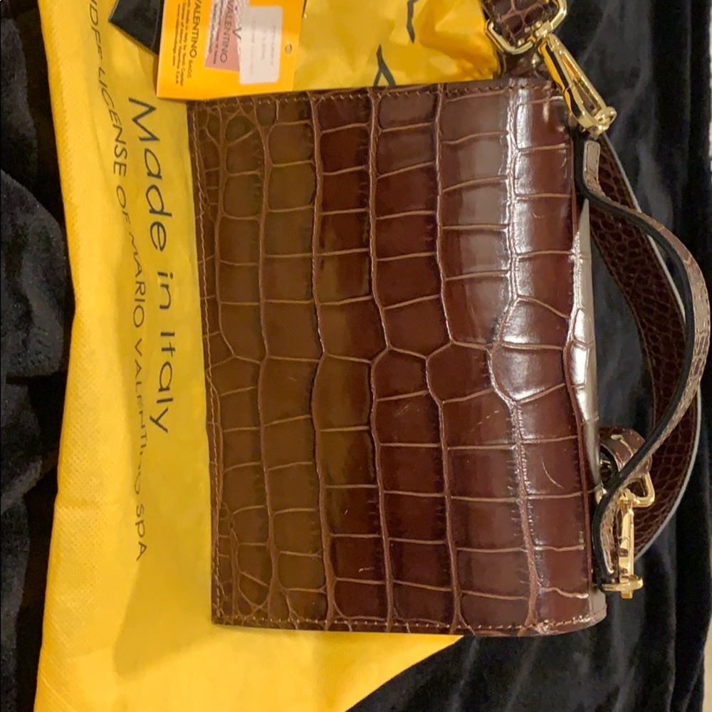 Handbag - Picture 3 of 4